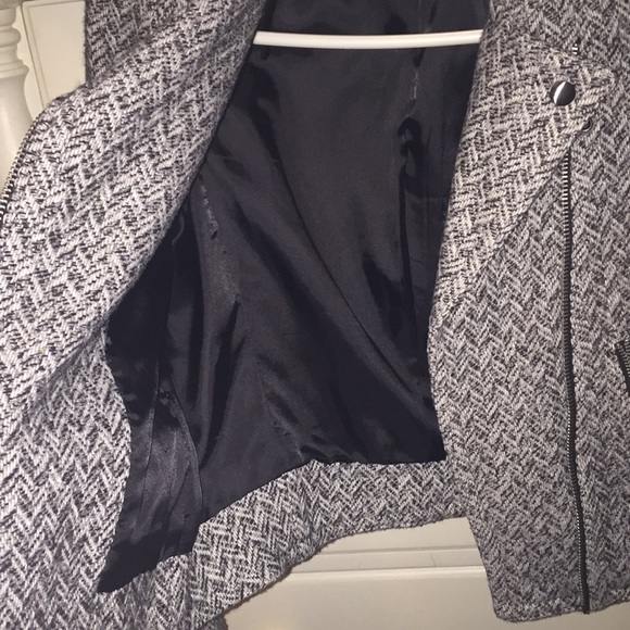Grey and black jacket with zippers - Picture 4 of 5